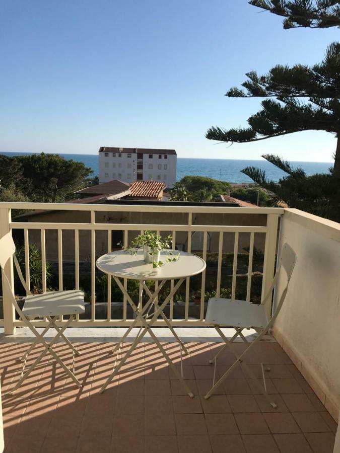 Frontemare Bed and Breakfast Agrigento Buitenkant foto